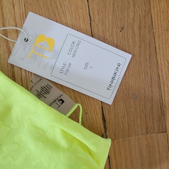 TiniBikini Women's Neon Citrus Pullover Swim Bikini Top Size Large - Picture 5 of 6